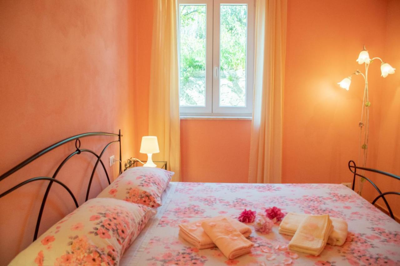 Appartamenti Celestina Portoferraio Exterior foto